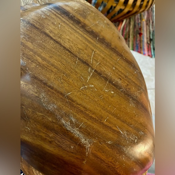 Giant Teakwood Leaf Bowl - Fruit Bowl - Centerpiece Bowl - Decorative Fall Bowl - Picture 6 of 7